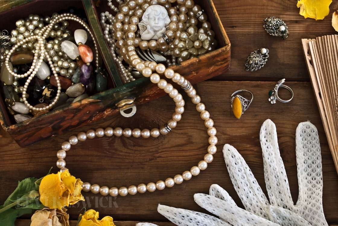 Tips for Taking Care of Antique Jewelry