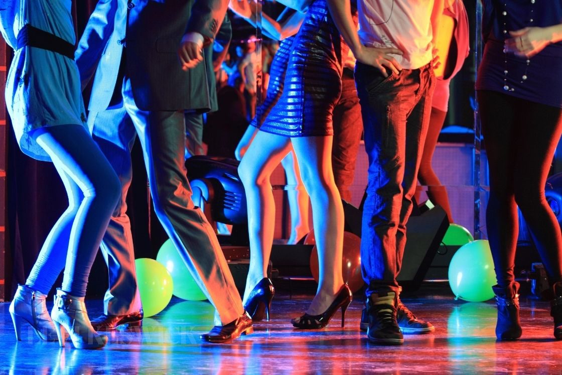Why You Need To Rent Out a Dance Floor for Your Event