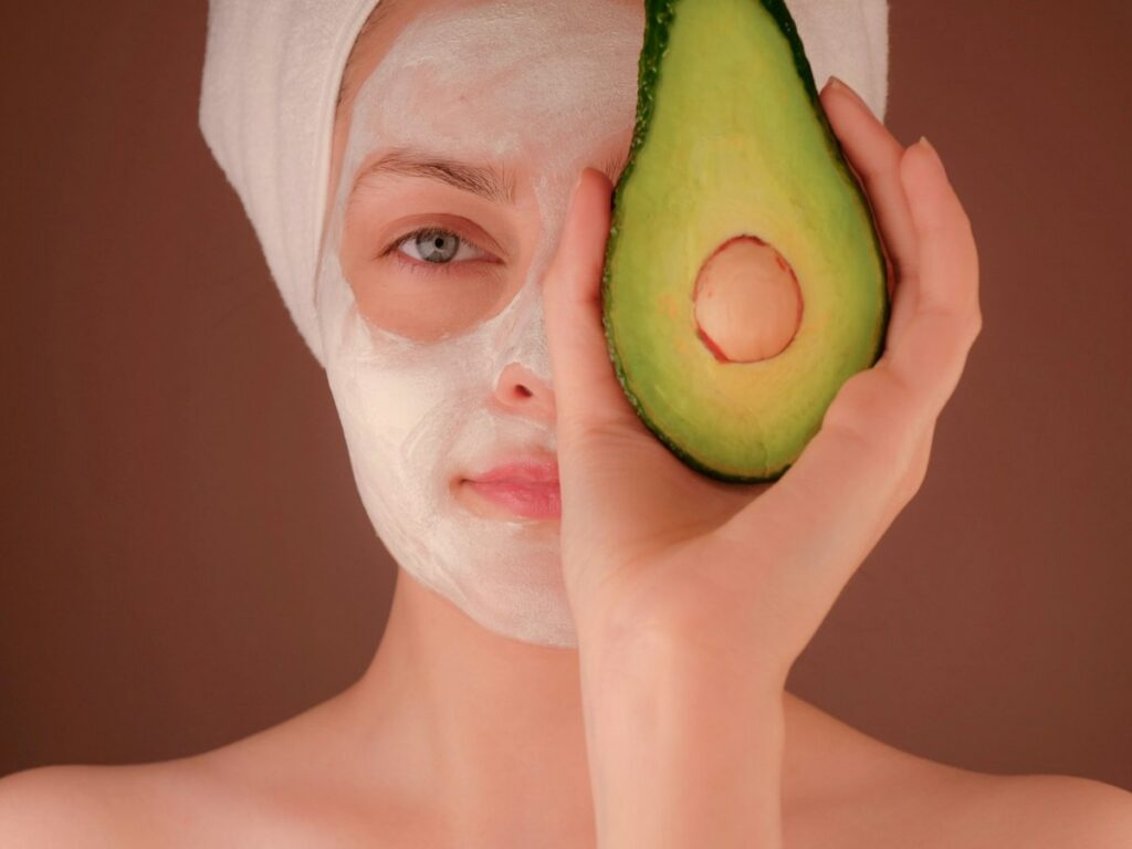 LED face mask benefits women skincare red light therapy at home 2026